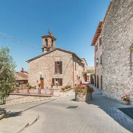 Holiday home In Ar With Kitchenette Monterchi
